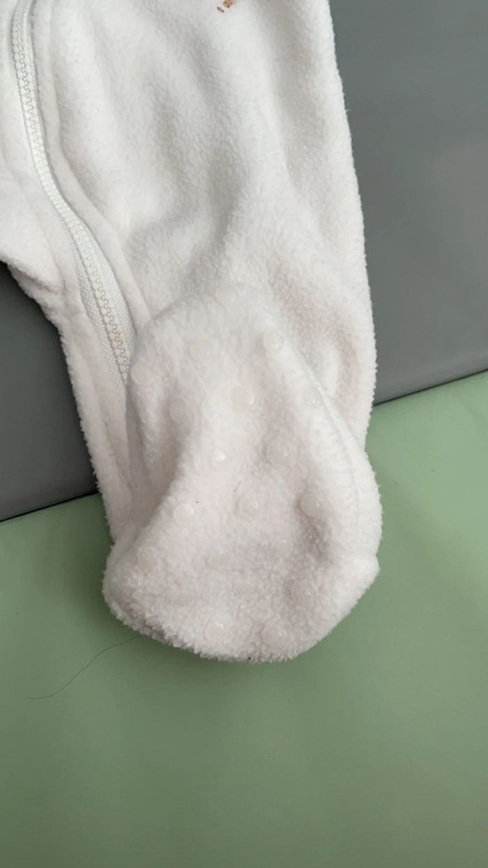 Ensemble mixte 1 mois Noël Winnie l’ourson - photo numéro 2