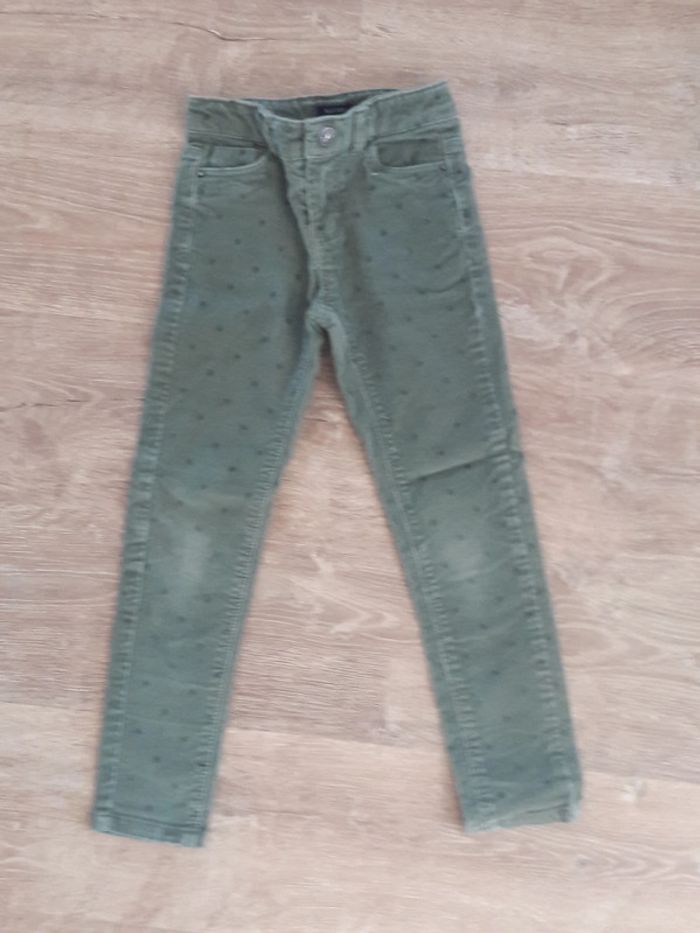 Pantalon en velours chaud.