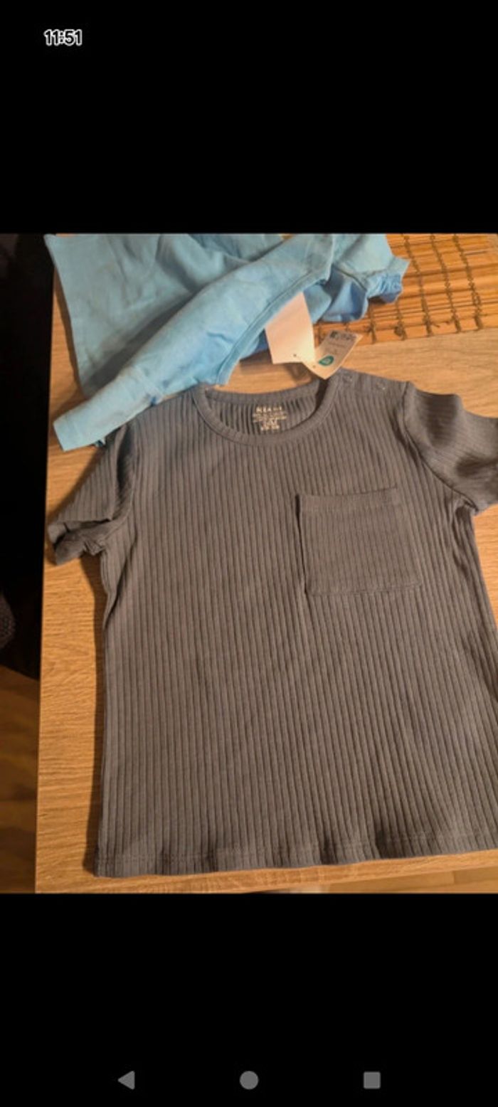 T-shirt 2 ans - photo numéro 3
