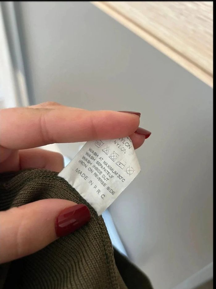 Robe kaki avec laçage au dos. - photo numéro 5