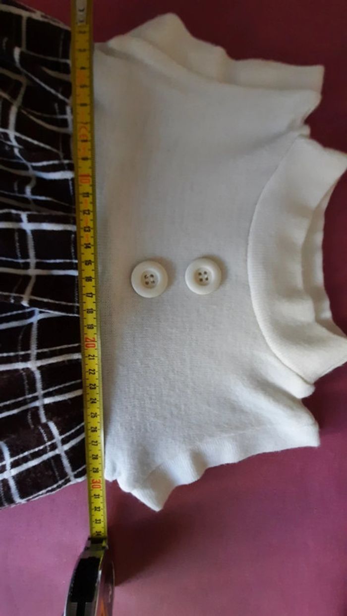 Robe manches courtes 8 / 10 ans - photo numéro 7