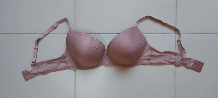 Soutien-gorge coqué 100C