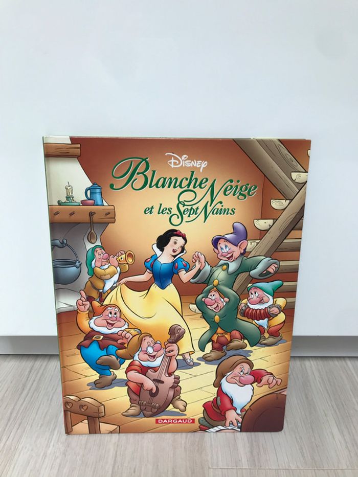 BD " Blanche-Neige et les sept nains"