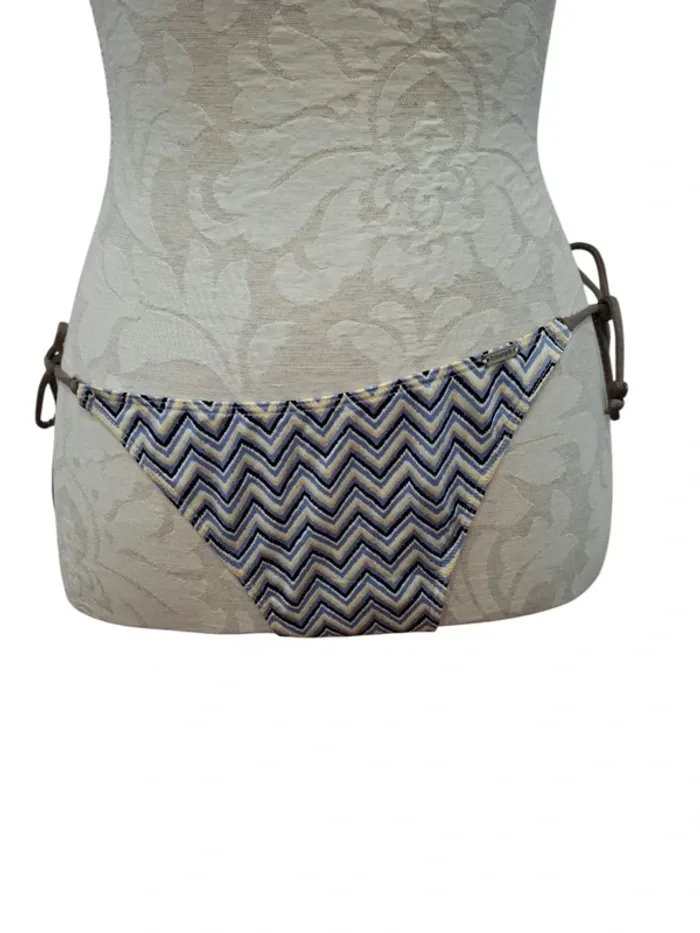 Baskets de maillot de bain violet lilas noir trimph taille 42 - photo numéro 2