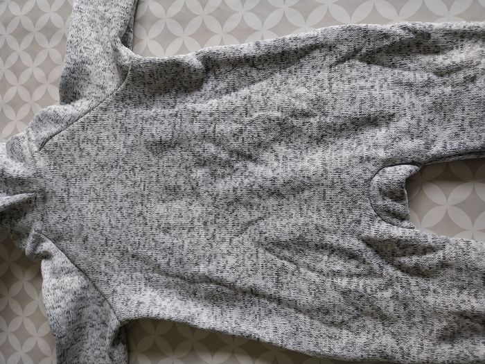 Combinaison Pilote Grise Doublée Polaire H&M - 2/4 mois (62 cm) - État Impeccable - photo numéro 3