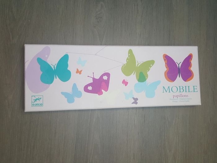 Mobile papillons de la collection Djeco - photo numéro 2