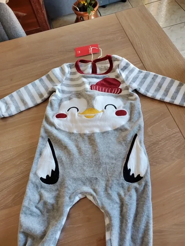 Pyjama pingouin DPAM 18 mois tout neuf - photo numéro 4