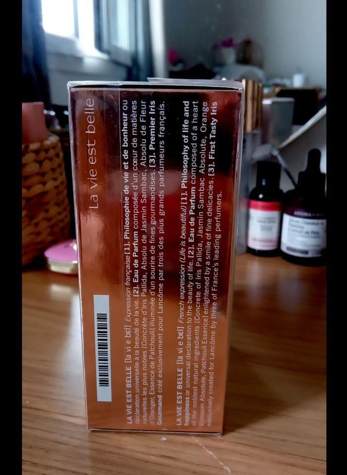 Parfum la vie est belle - photo numéro 2