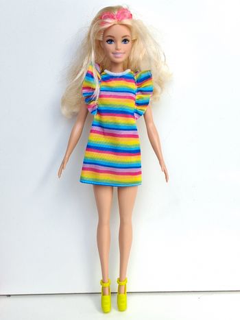 Poupée mattel Barbie Fashionistas Doll with Braces hpf73