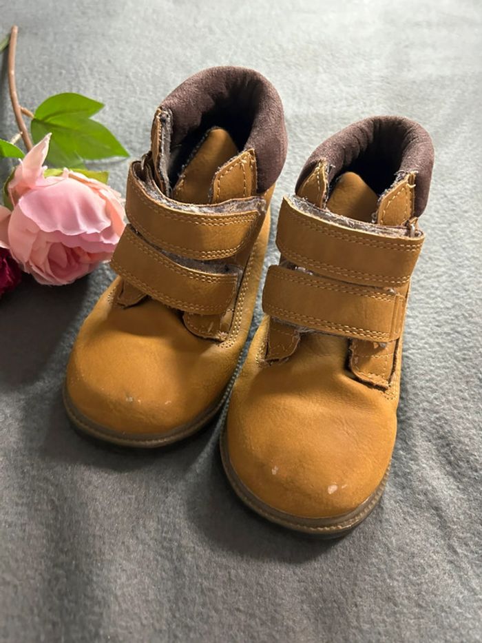 Bottine garçon pointure 25 - photo numéro 2