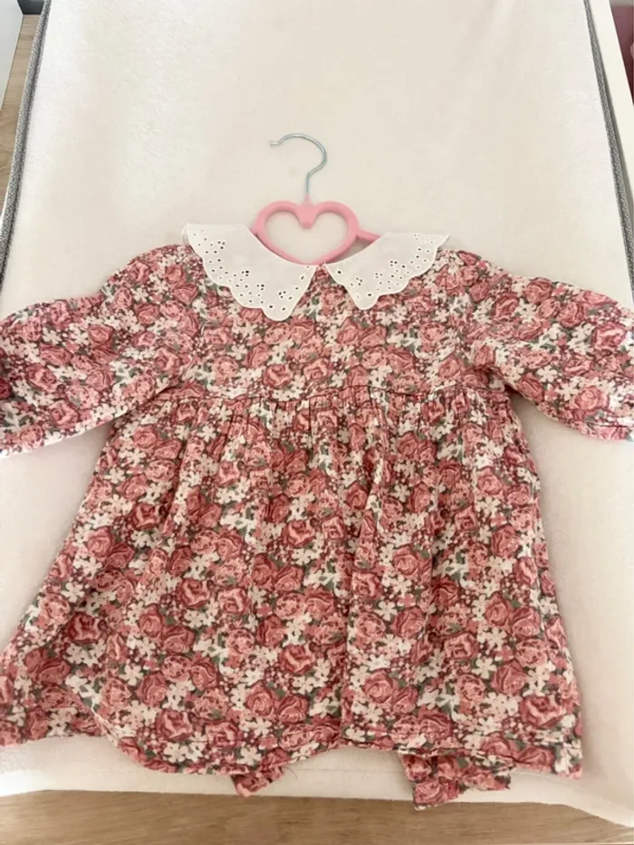 Robe à fleurs bébé fille taille 12mois