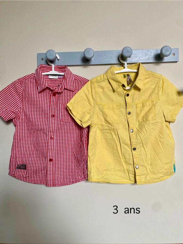 Lot de 2 chemises a manches courtes 3 ans