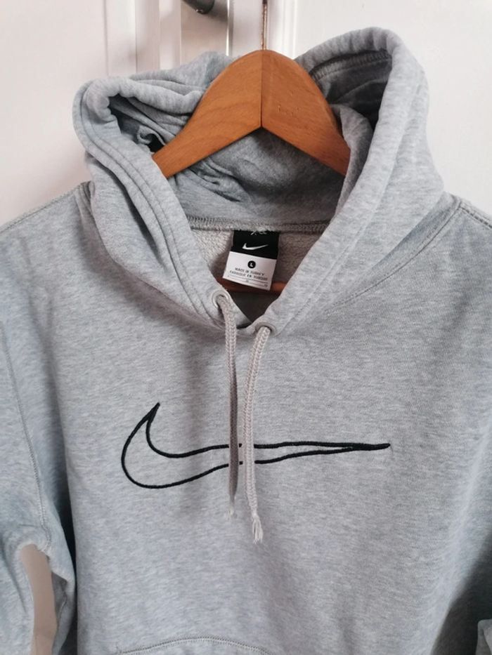 Sweat à capuche Nike taille L - photo numéro 3