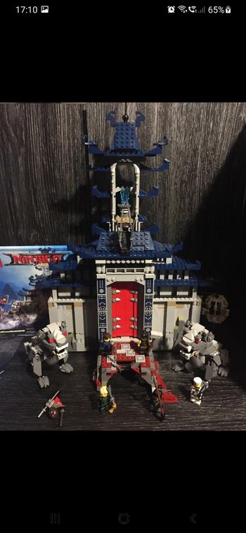 Lego Ninjago 70 617 - Le temple de l'arme ultime suprême