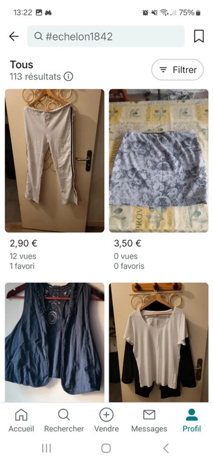 Lot de 42 vêtements femme