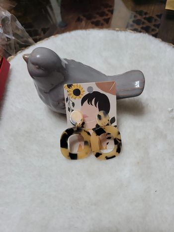 Clips motif panthère acrylique