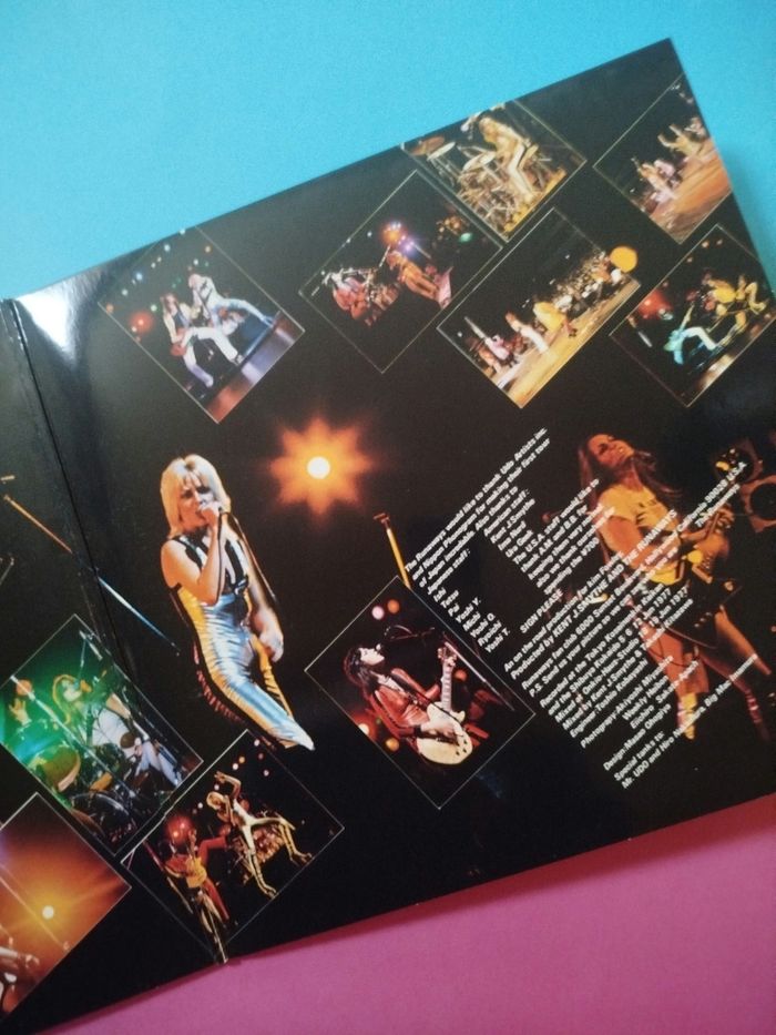 The runaways - Live in Japan - Vinyle (1000 ex) - photo numéro 3
