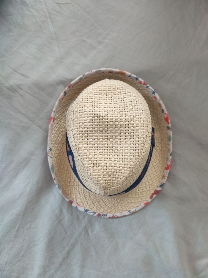 Chapeau - photo numéro 2