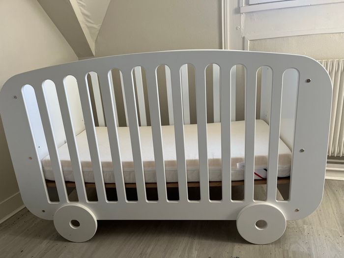 Lit roulotte bebe - photo numéro 2