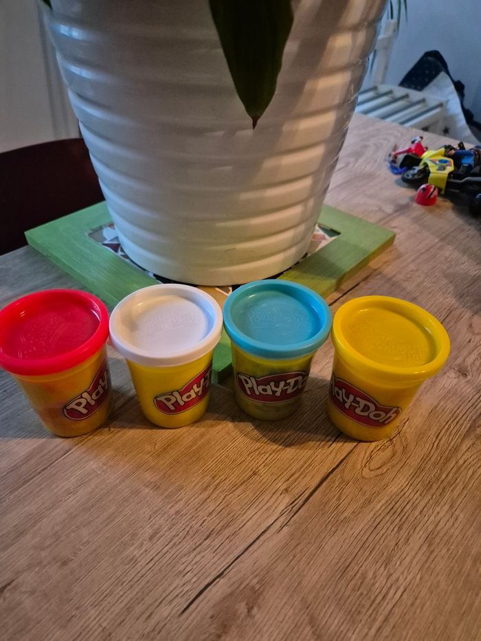 LOT - PATE A MODELER - photo numéro 2