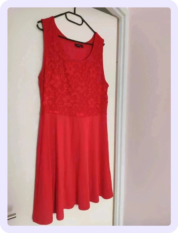 Robe rouge - photo numéro 5