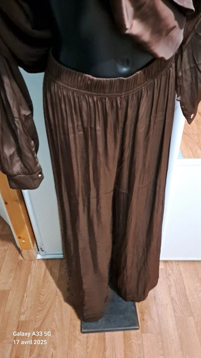 Ensemble 42/44 neuf - photo numéro 4