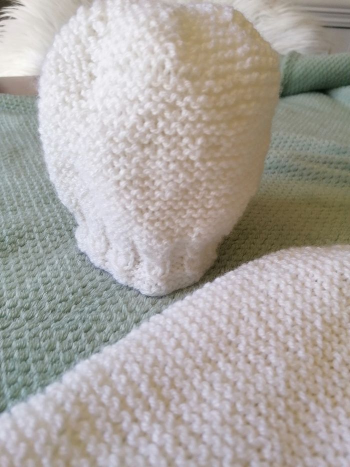 Cocon d emmaillotage naissance avec bonnet fait mains - photo numéro 4