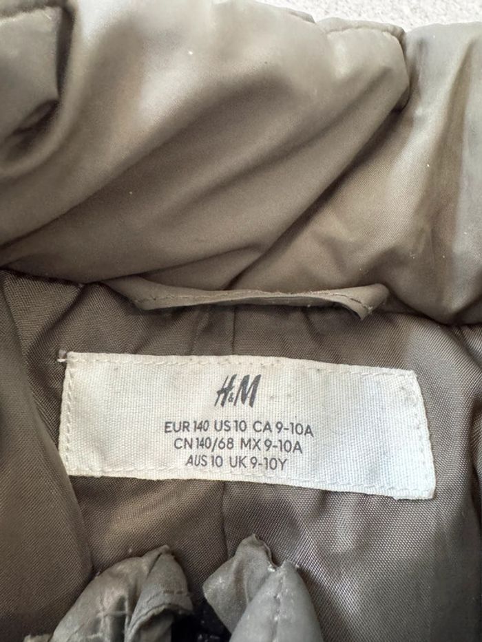 Doudoune verte H&M, bon état, taille 140cm 9/10ans, - photo numéro 4