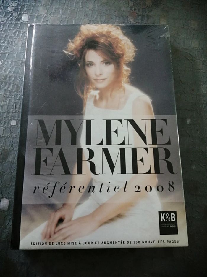 Mylène Farmer référentiel 2008