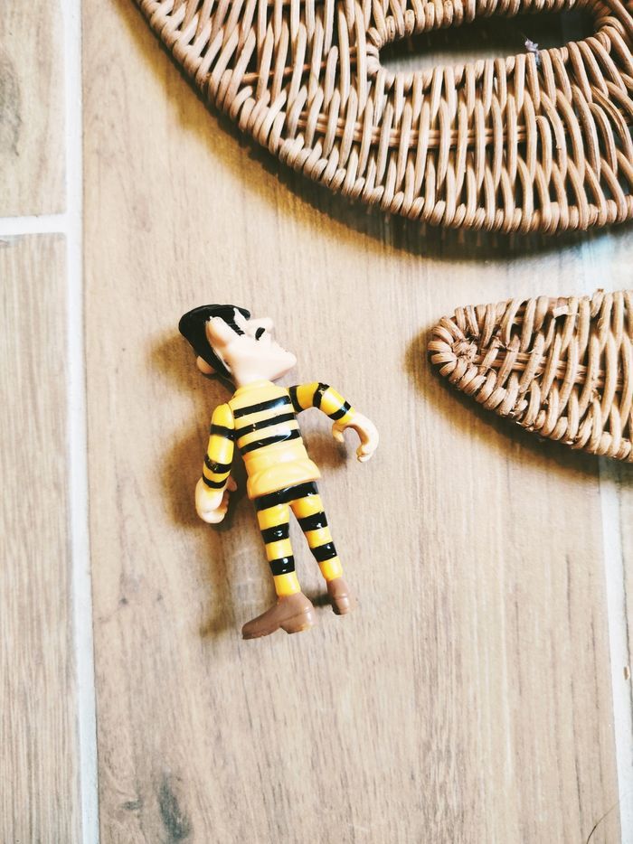 🐎Lucky Luke - Figurine Dalton Morris - année 1984 vintage retro - marque Dargaud - photo numéro 3