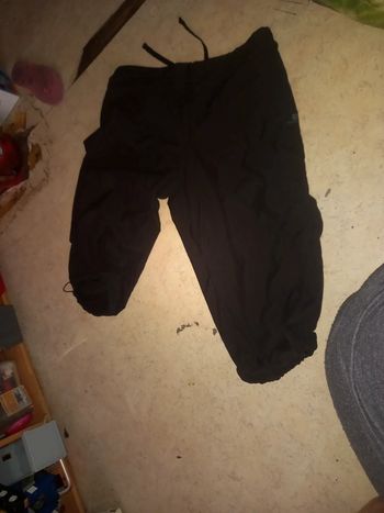 Pantacourt fluide bas qui se ressere décathlon t.46