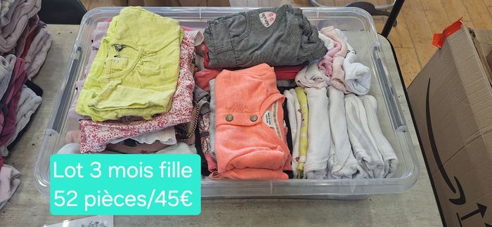 Lot vêtements bebe fille 3 mois