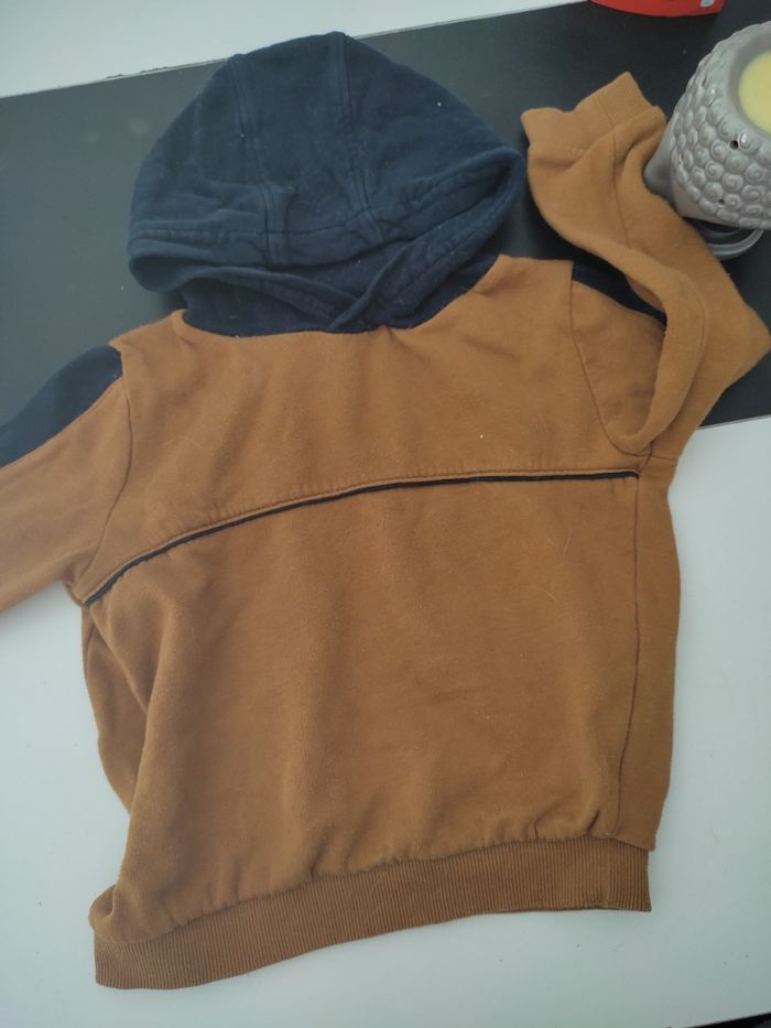 Lot sweat 4 ans - photo numéro 1