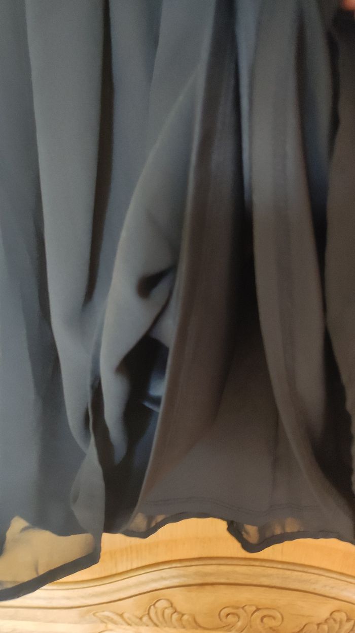 robe noire sans manche Jennifer taille 42 - photo numéro 3