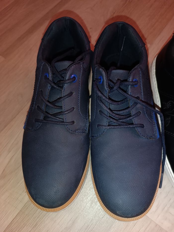 Lot chaussures garçon 35 - photo numéro 2