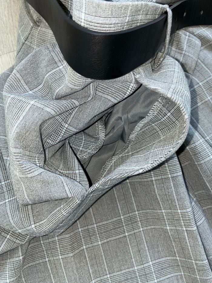 Pantalon gris Bershka avec ceinture S - photo numéro 2