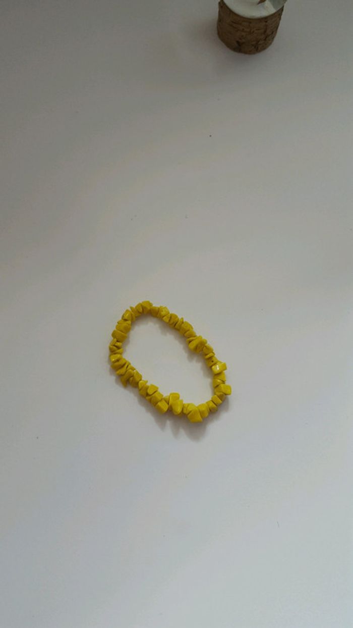 Bracelet bierre jaune