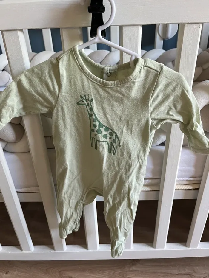 Lot de 2 pyjamas 1 mois - photo numéro 2