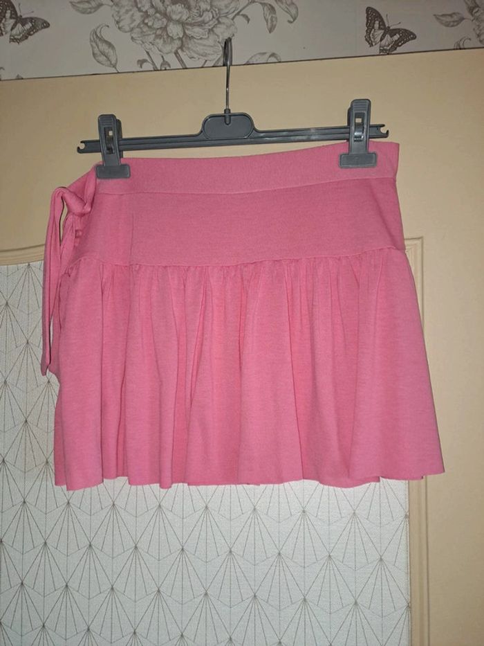 Superbe mini jupe femme rose 38/40 ttbe fluide agréable