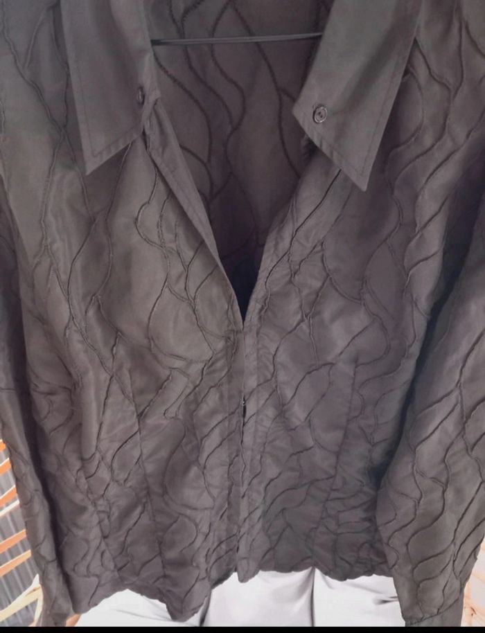 Haut manches longues à motif femme taille 44 - photo numéro 2