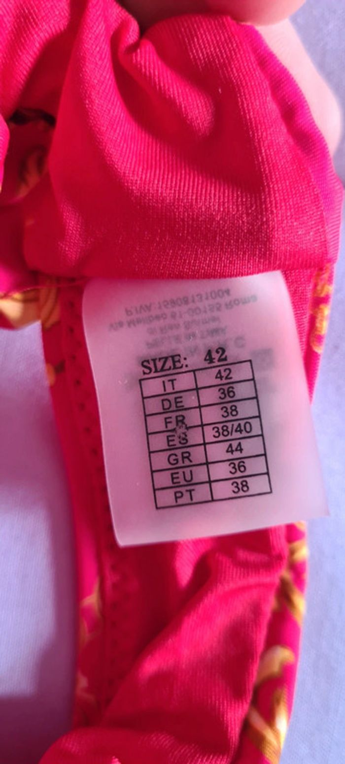 Maillot de bain rouge - photo numéro 5