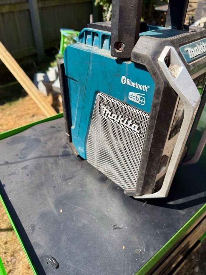 Radio Makita DMR 115 - photo numéro 3