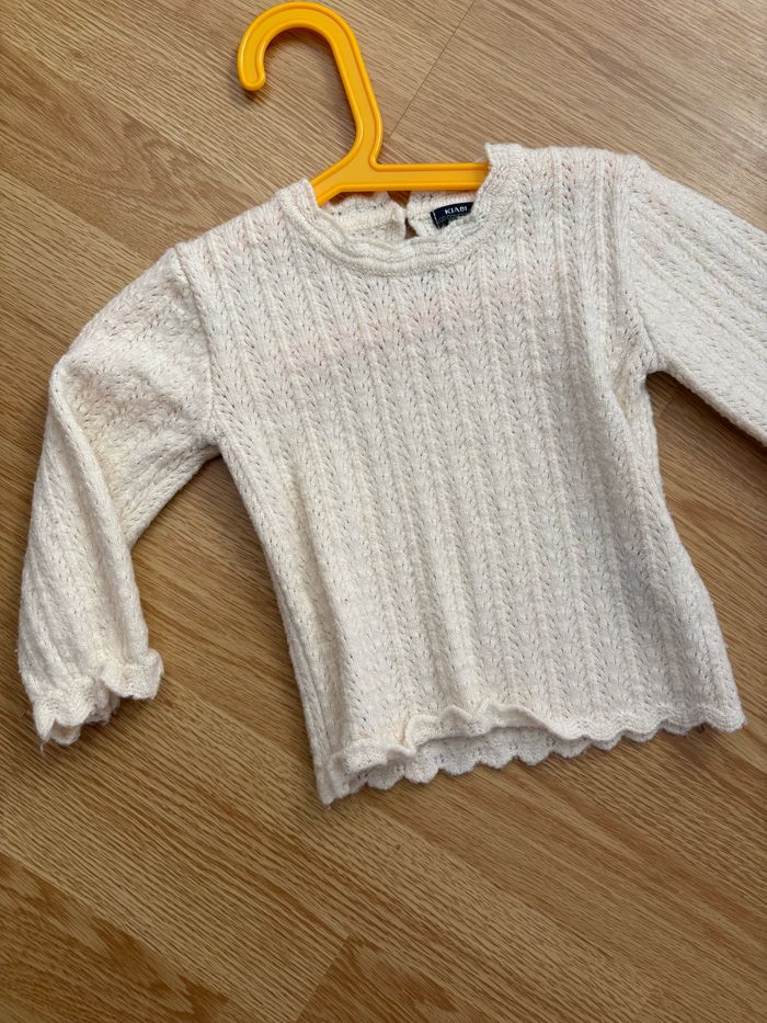 Pull kiabi crème 18 mois tbe