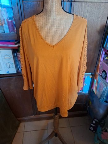 Tee-shirt blouse dentelle XL