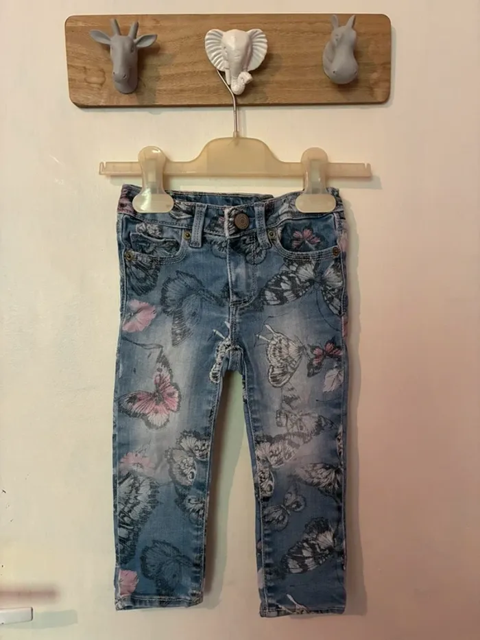 Magnifique jeans avec papillons, taille 2 ans, BabyGap.