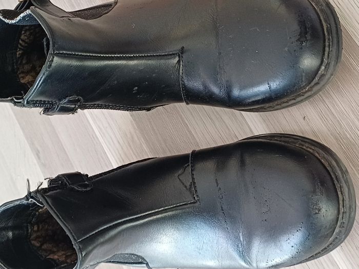 3 paires de chaussures filles du 31 au 33 - photo numéro 4