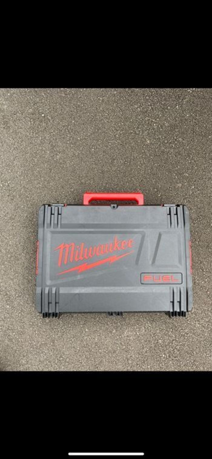 Lot de 2 mallettes Milwaukee - photo numéro 4