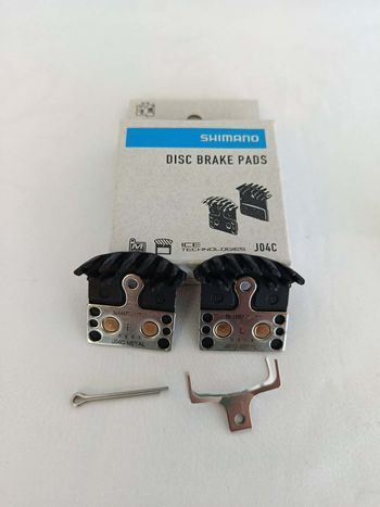 Plaquettes de Frein Shimano J04C Metal Ice-Tech - VTT XTXTRSLXAlfine