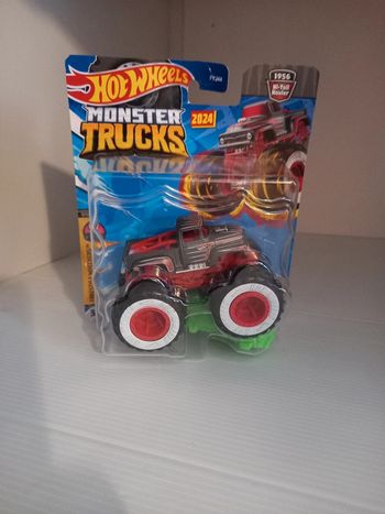 Hotwheel monster truck hi tail