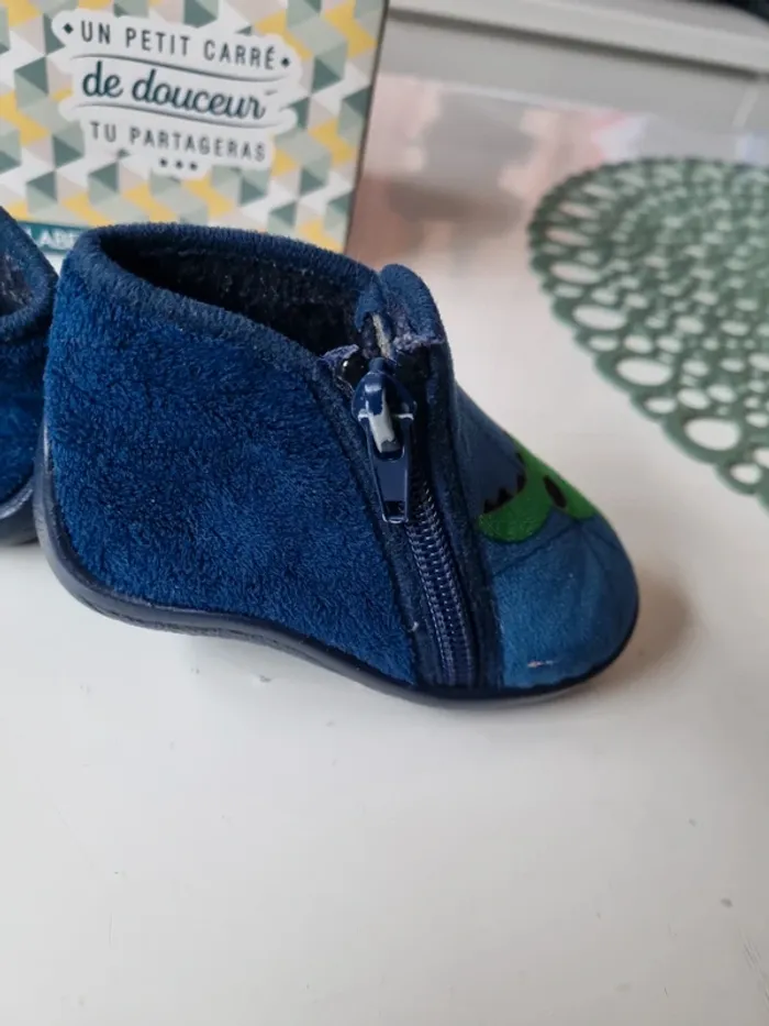 Chaussons dinosaure - photo numéro 5